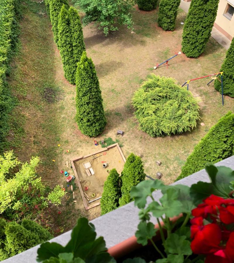 Capri Apartman Eger Luaran gambar